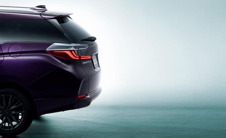 Детали экстерьера Honda Shuttle Hydrid 2019 года  (фото 9 из 17)